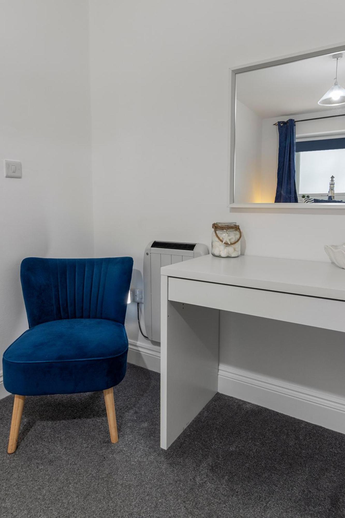 Captain's Keep - - With Designated Parking Apartment