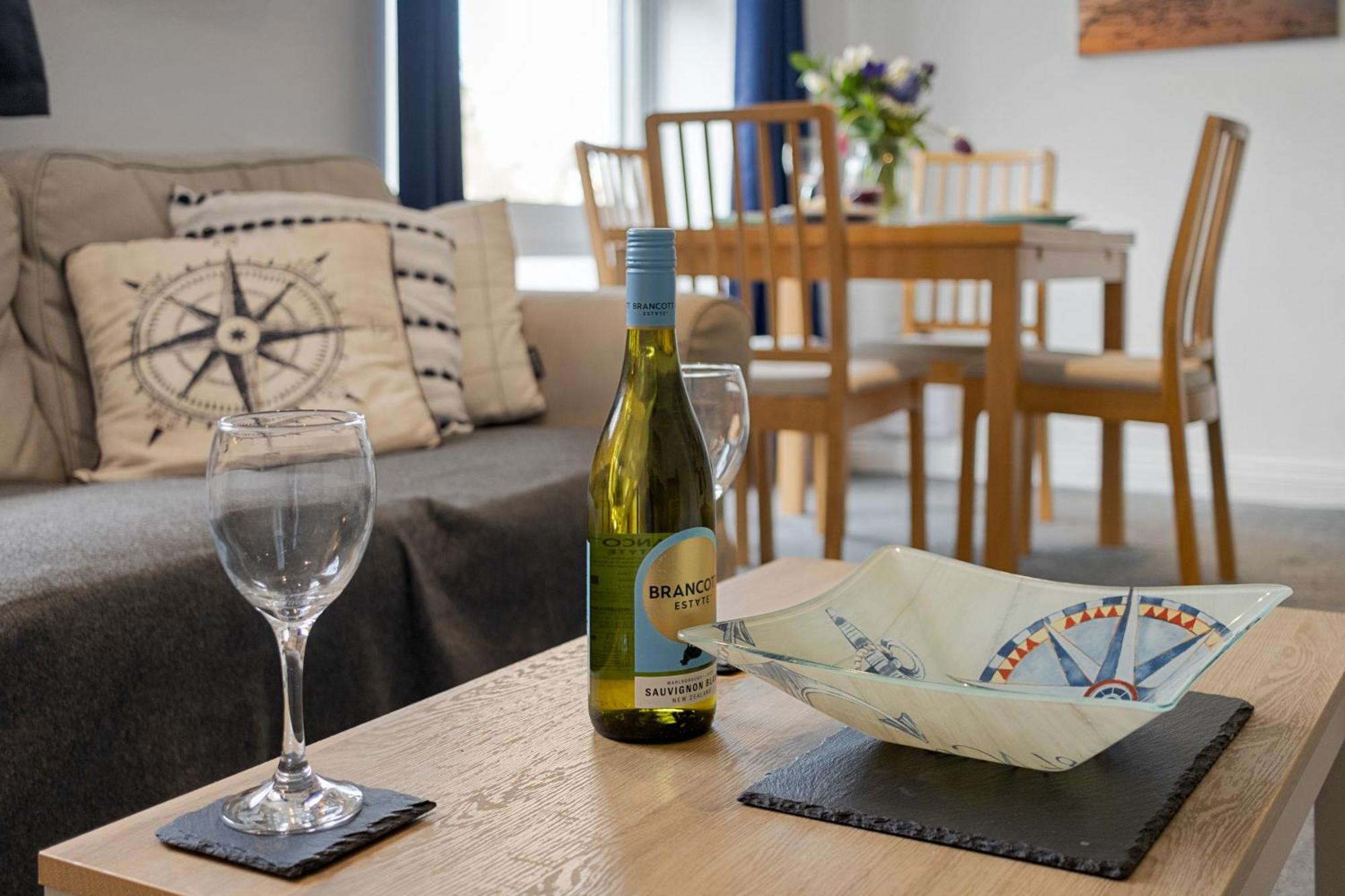 Captain's Keep - - With Designated Parking Apartment *